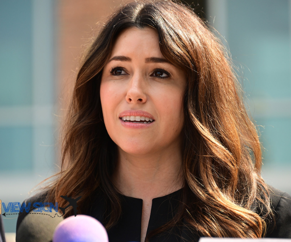 Camille Vasquez Wiki [Johnny Depp’s Lawyer] Bio, Age, Salary, Net Worth, Husband, Family & More