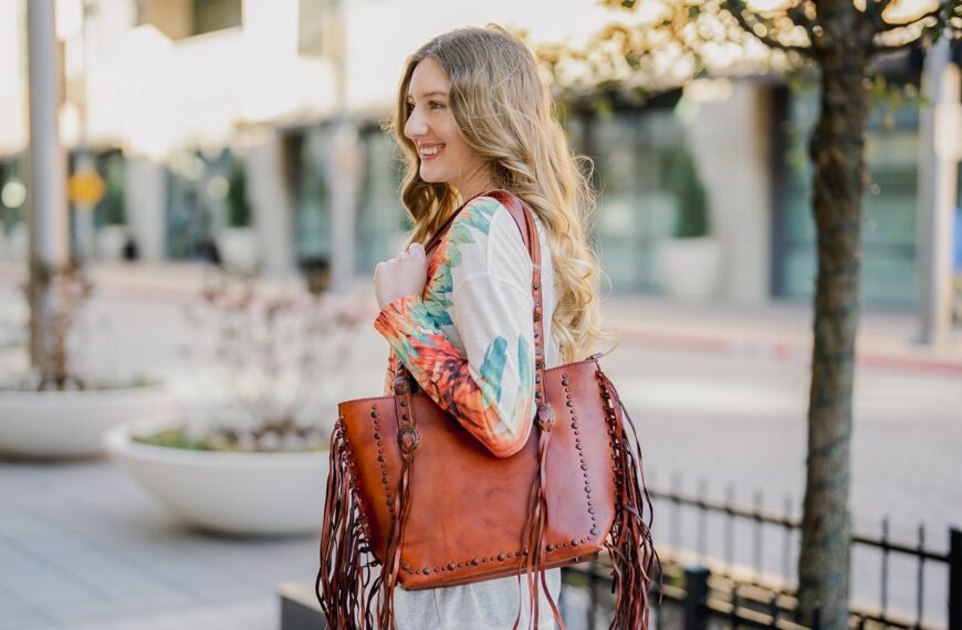 Wild West Chic: How Western Handbags Elevate Your Fashion Game