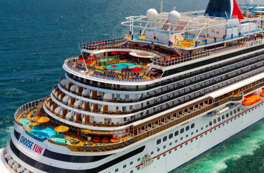 Explore the Best Cruise and Stay Packages for 2025